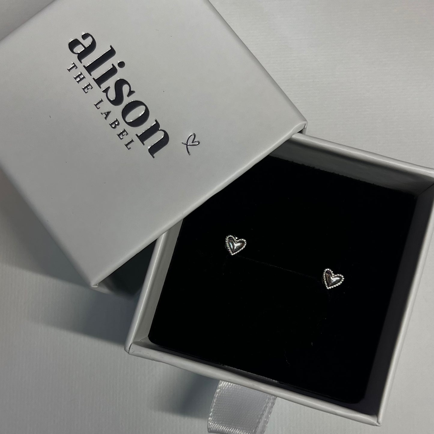 The simple heart studs - silver & gold