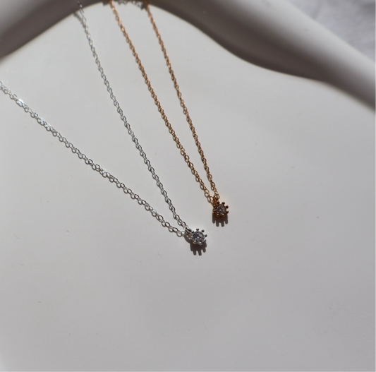 Dainty gem necklace